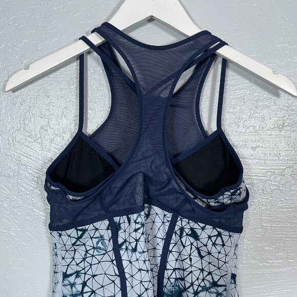 Lululemon Women 8 White Navy Blue Pedal Pace Zip Tank Padded Mesh Athleisure - Picture 7 of 9